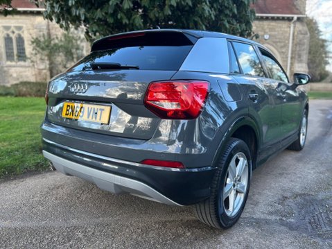 Audi Q2 TFSI SPORT 18