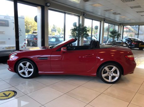 Mercedes-Benz SLK SLK250 CDI BLUEEFFICIENCY AUTOMATIC Good S/History 10