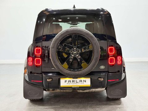 Land Rover Defender 3.0 D300 MHEV X-Dynamic HSE SUV 5dr Diesel Auto 4WD Euro 6 (s/s) (300 ps) 24