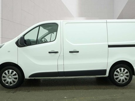 Vauxhall Vivaro 1.6 Vivaro 2700 Sportive CDTi 12