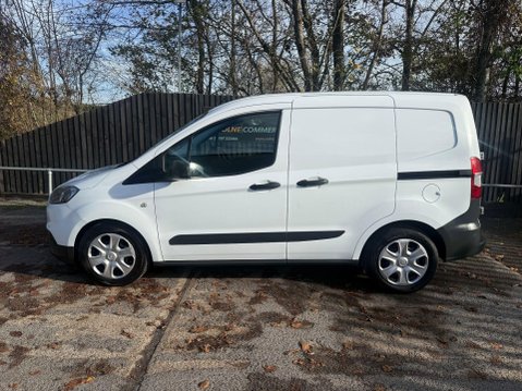 Ford Transit Courier TREND TDCI 1