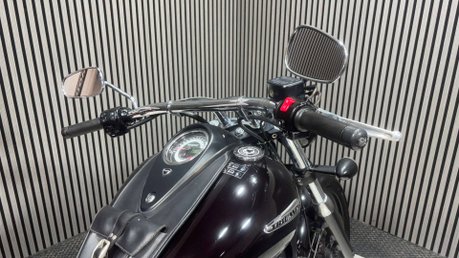 Triumph Thunderbird STORM 2011 35K 3 OWNERS BIG CC TWIN CRUISER SISSY BAR 14