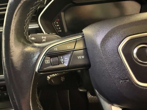 Audi Q3 1.5 Q3 Technik 35 TFSI S-Tronic 5dr 17
