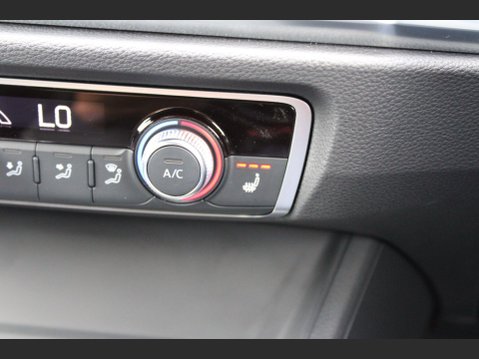 Audi Q3 TFSI S LINE BLACK EDITION 28