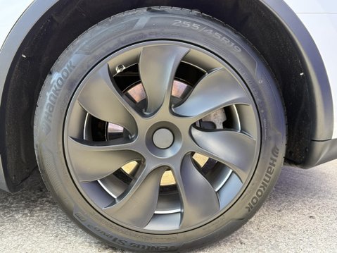 Tesla Model Y (Dual Motor) Long Range SUV 5dr Electric Auto 4WDE (384 bhp) 16