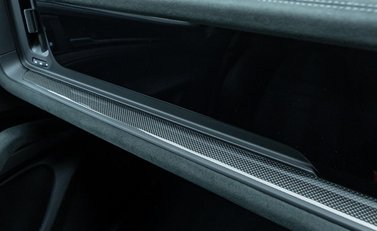 Porsche Cayenne TURBO E-HYBRID GT 20