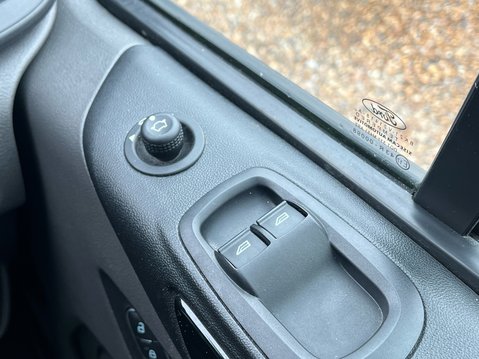 Ford Transit Custom 300 TRAIL L1H1 ECOBLUE 36