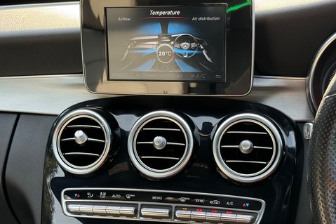Mercedes-Benz C Class C250 D AMG LINE PREMIUM - 10 SERVICES - 2 OWNERS - LIGHT INTERIOR 44