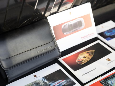 Porsche 911 (996) Carrera 4 Cabriolet 42