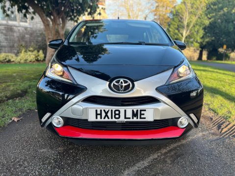 Toyota Aygo VVT-I X-PRESS X-SHIFT 12