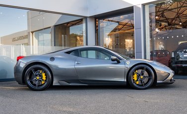 Ferrari 458 Speciale 2