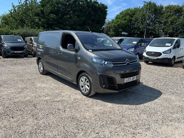 Citroen Dispatch MWB L2H1 (SOLD) Low Roof Driver 3100 Air Con Cruise EURO 6 NO VAT 4