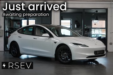 Tesla Model 3 LONG RANGE AWD Enhanced Autopilot with Auto Park & Summon White Interior 