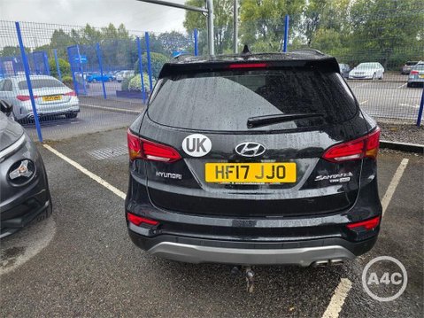 Hyundai SANTA FE 2.2 CRDi Blue Drive Premium SE 4WD Euro 6 (s/s) 5dr (7 Seat) 7