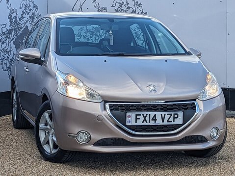 Peugeot 208 HDI ACTIVE 1