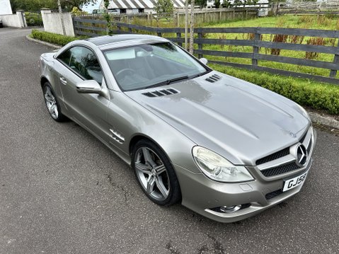 Mercedes-Benz SL Series SL350 22