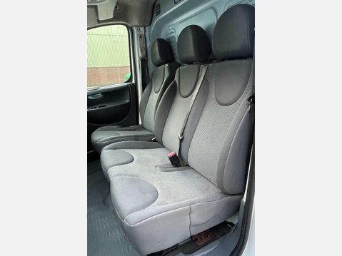 Toyota Proace 2.0 1200 HDi Panel Van 5dr Diesel Manual FWD L2 H1 (168 g/km, 128 bhp) 40