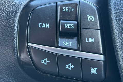 Ford Transit Custom 280 L1 130 ps Limited Panel Van 27