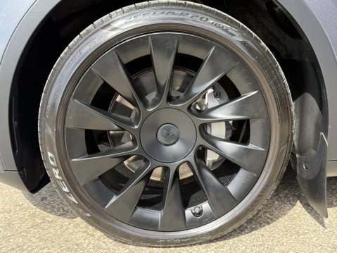 Tesla Model Y SUV 5dr Electric Auto RWD (346 ps) 17