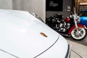 Porsche 911 TARGA 4 PDK. WARRANTY. ADAPTIVE CRUISE CONTROL. HEATED SEATS. HEATED WHEEL. 45