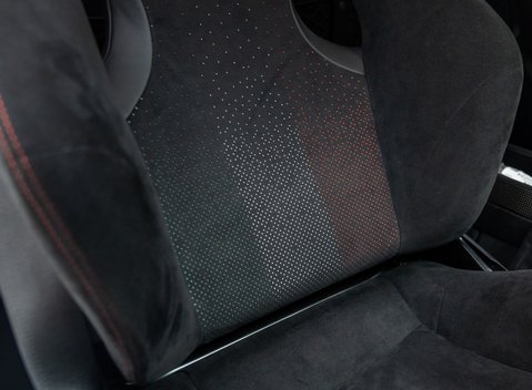 Ferrari 488 Pista Piloti 16