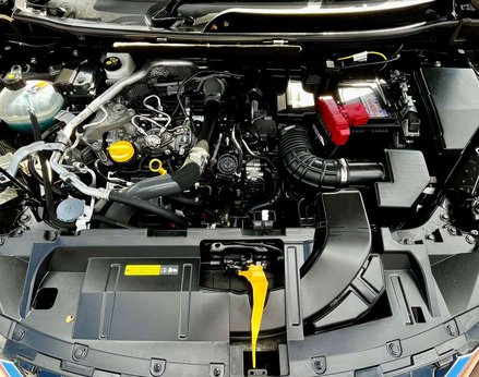 Nissan Qashqai 1.3 Qashqai Acenta Premium DiG-T MHEV CVT 5dr 7