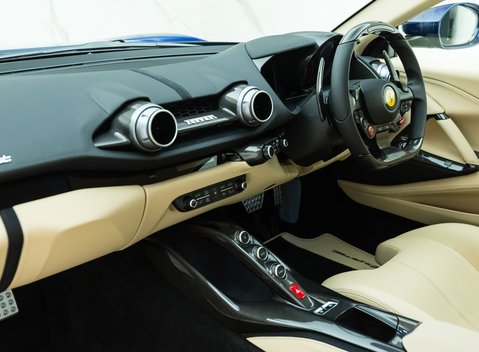 Ferrari 812 Superfast 15