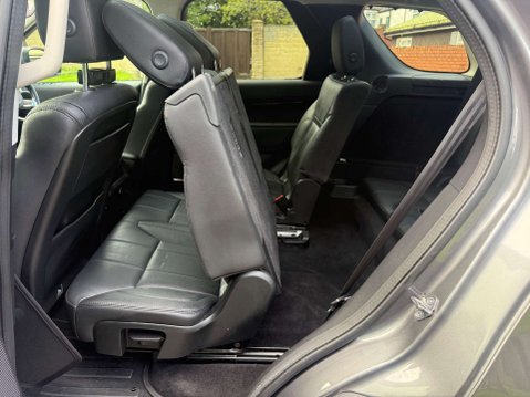 Land Rover Discovery 3.0 Discovery Anniversary Edition SDV6 Auto 4WD 5dr 19