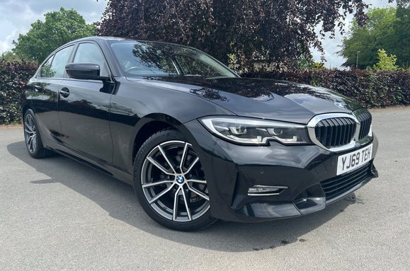 BMW 3 Series 318D SPORT 1