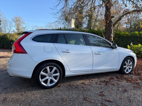 Volvo V60 2.0 T4 SE Nav Auto Euro 6 (s/s) 5dr 10