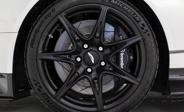 Aston Martin Vantage GT8 8