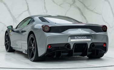 Ferrari 458 Speciale 7