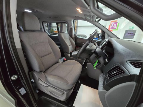 Hyundai I800 2.5 CRDi SE Nav Euro 6 5dr 31