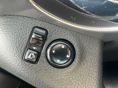 Nissan Qashqai 1.5 dCi N-Connecta SUV 5dr Diesel Manual Euro 6 (s/s) (115 ps) 26