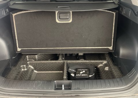 Kia Sportage 1.6 T-GDi HEV PURE 13