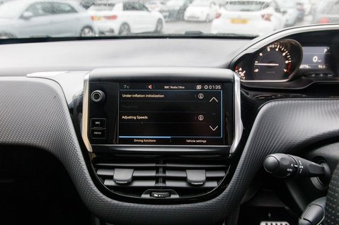 Peugeot 2008 PURETECH S/S GT LINE 28