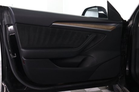 Tesla Model 3 MODEL 3 43