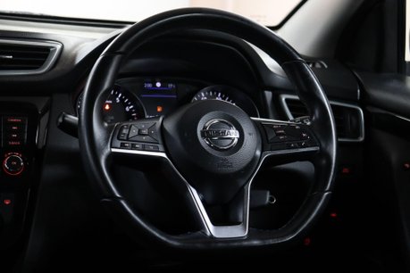 Nissan Qashqai DIG-T ACENTA PREMIUM 45