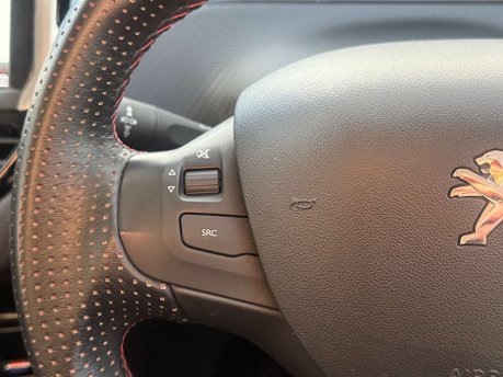 Peugeot 208 1.2 208 GT Line S/S 5dr 14