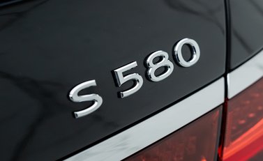 Mercedes-Benz S Class S580 Maybach First Class 55