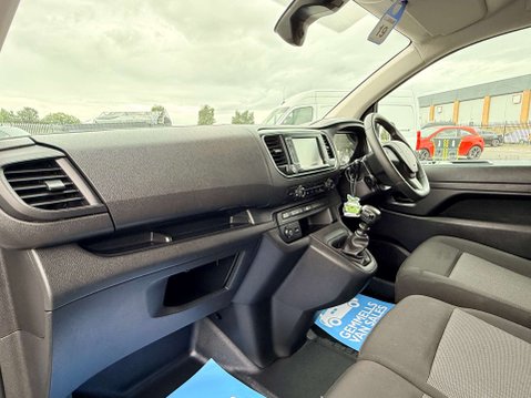 Peugeot Expert 1.5 Expert Professional Premium + L2 BlueHDi 14