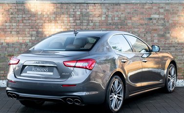 Maserati Ghibli GranLusso 7