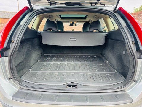 Volvo XC60 2.4 D5 SE Lux Premium SUV 5dr Diesel Geartronic AWD Euro 4 (205 ps) 13