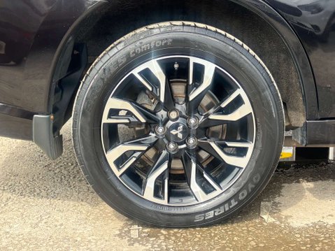 Mitsubishi Outlander 2.0h 12kWh GX4h SUV 5dr Petrol Plug-in Hybrid CVT 4WD Euro 6 (s/s) (200 ps) 72