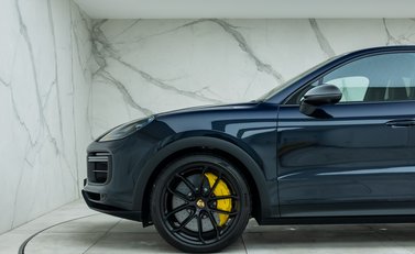 Porsche Cayenne Turbo GT 33