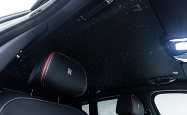 Rolls-Royce Cullinan BLACK BADGE 17