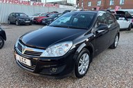 Vauxhall Astra ELITE.. AUTOMATIC.. 16 SERVICES.. 13 MAIN DEALER.. LOOK ONLY 30K MILES..  22