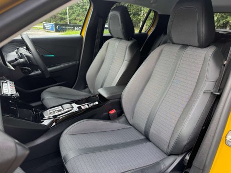 Peugeot 208 1.2 208 Allure Premium + PureTech S/S Auto 5dr 43
