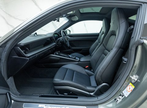 Porsche 911 Carrera 4S (992) 14