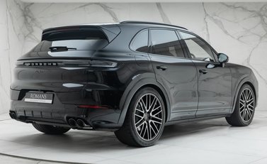 Porsche Cayenne TURBO E-HYBRID 6